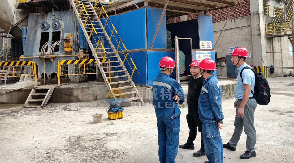 4008云顶集团特瓷赴四川某水泥厂现场勘测以及技术互换